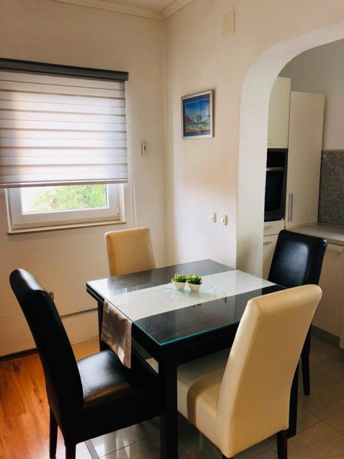 Apartman Stevic Pisak Eksteriør billede